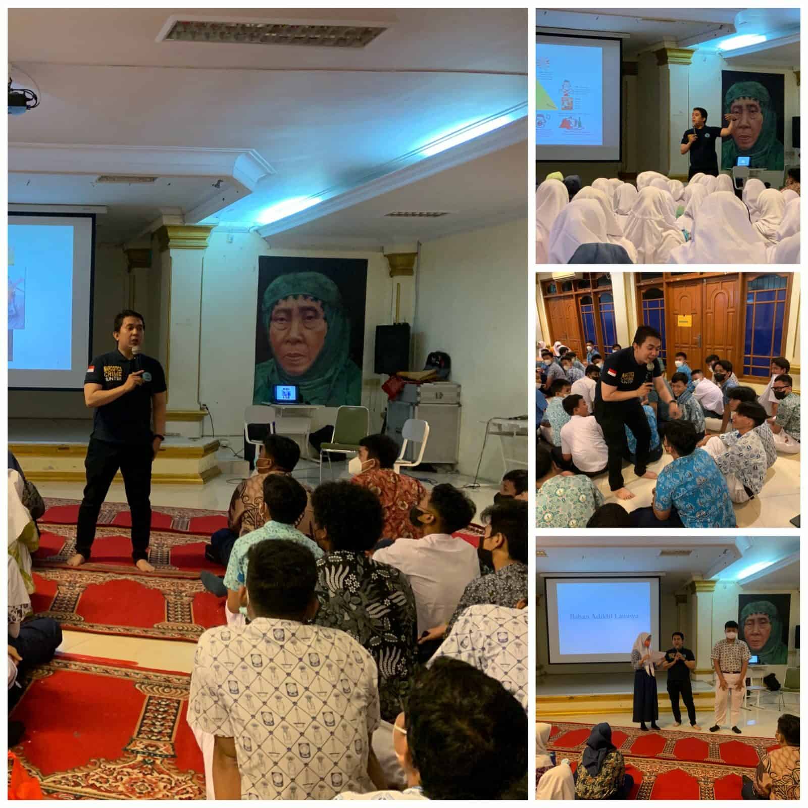 Sosialisasi pencegahan narkoba dalam rangka kegiatan MPLS (Masa Pengenalan Lingkungan Sekolah) Sosialisasi pencegahan narkoba dalam rangka kegiatan MPLS (Masa Pengenalan Lingkungan Sekolah)