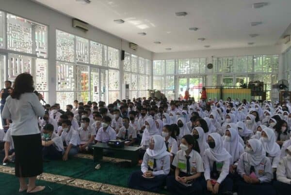 Sosialisasi pencegahan narkoba dalam rangka kegiatan MPLS (Masa Pengenalan Lingkungan Sekolah)
