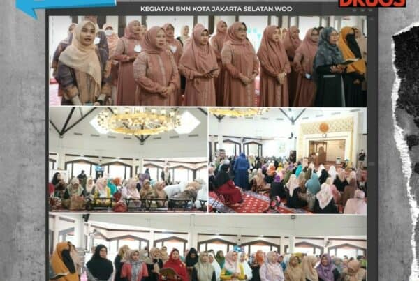 Sosialisasi Pencegahan Narkoba dengan menggelorakan mars BNN pada pertemuan Rutin PKK Jaksel. Sosialisasi Pencegahan Narkoba dengan menggelorakan mars BNN pada pertemuan Rutin PKK Jaksel.